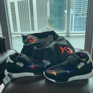 Rare Y-3 Yohji Yamamoto Qasa High sneakers.